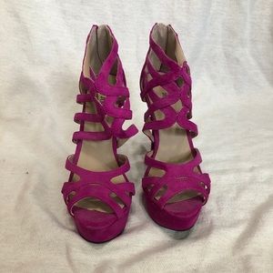 NWOT JustFab Pink Suede Heels